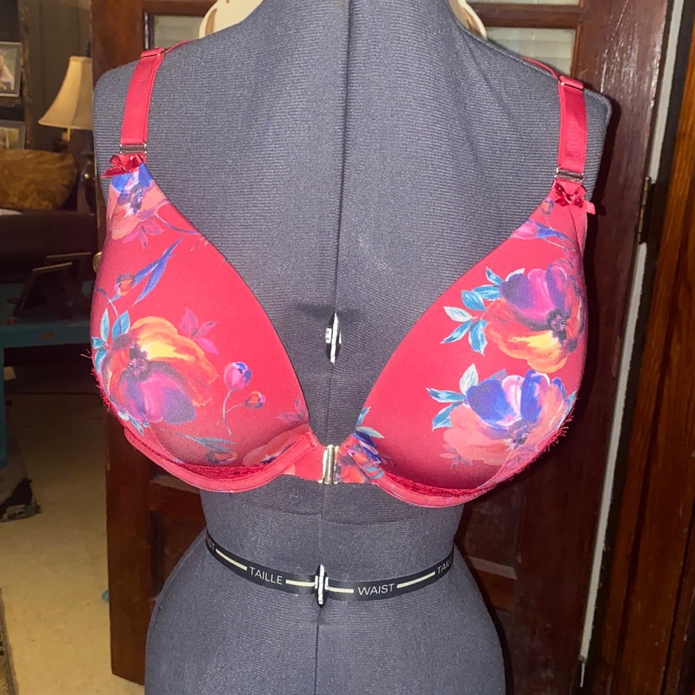 Cacique razor back front close bra